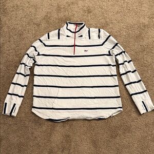 Vineyard Vines White and Red Pullover